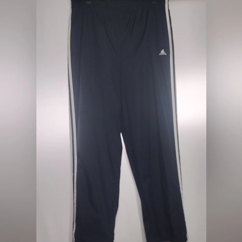 Adidas black Track Pants with White Stripes size L pre owned Exellent condition